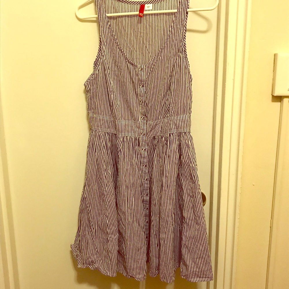 Lightweight cotton dress